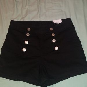 High waisted short
